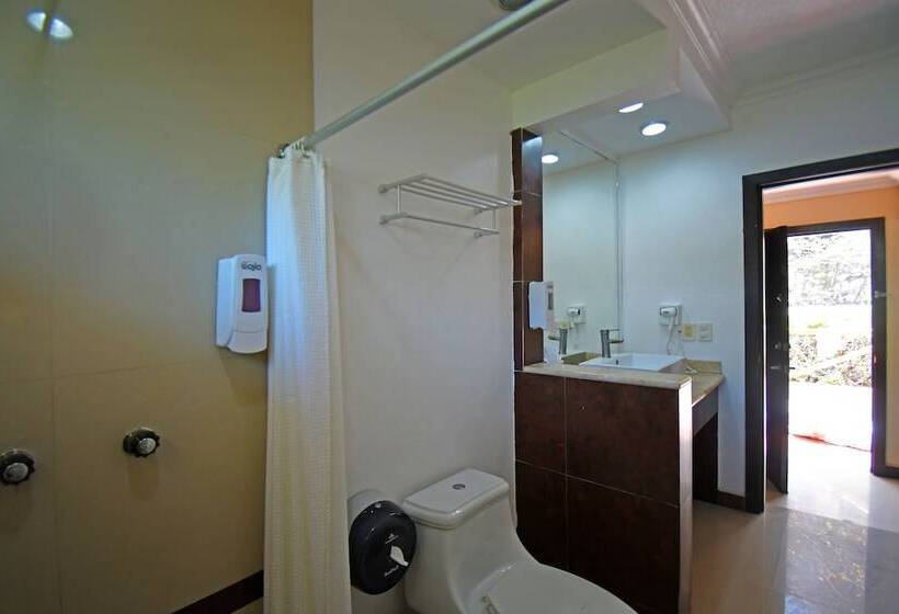 Chambre Deluxe, La Quinta Gran Bahía, Cuastecomates   Todo Incluido