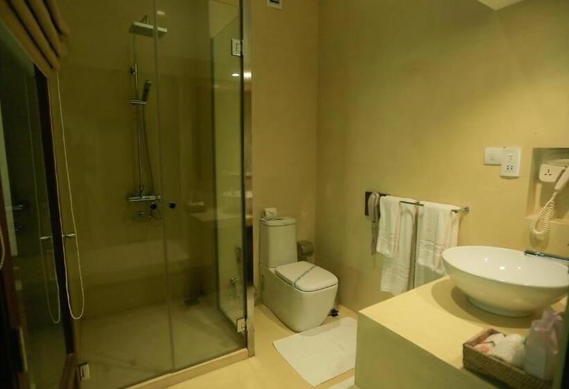 Номер Superior с Балконом, Pandanus Beach Resort & Spa
