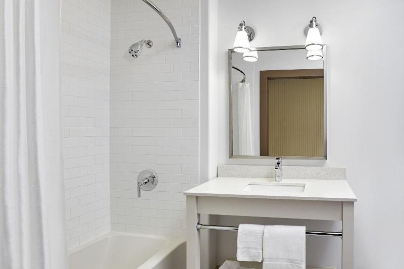 Стандартный Номер Кровать Кинг, Four Points By Sheraton Regina