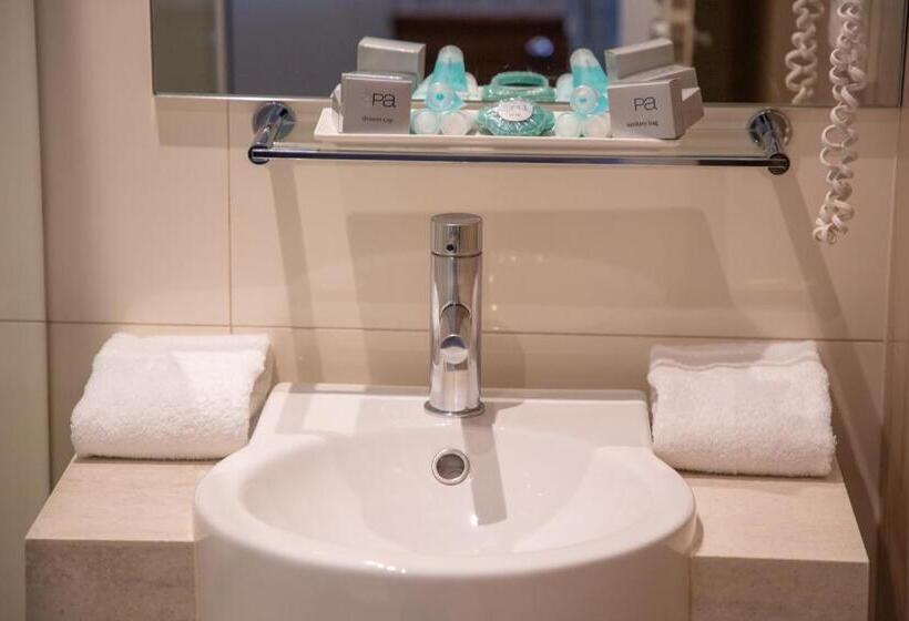 스탠다드 룸, Royal Hotel Randwick