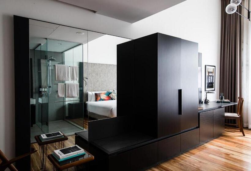 스탠다드 룸 킹사이즈 침대, The Old Clare Hotel, Independent Collection By Evt