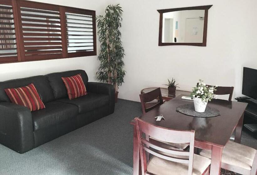 Апартаменты 1 Спальня, Chez Noosa Resort Motel