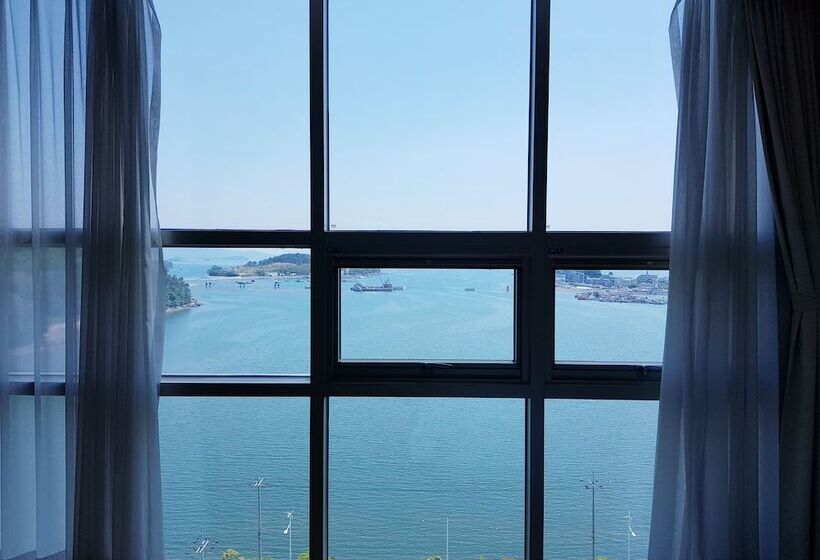 اتاق لوکس با چشم‌انداز دریا, Benikea Hotel Yeosu