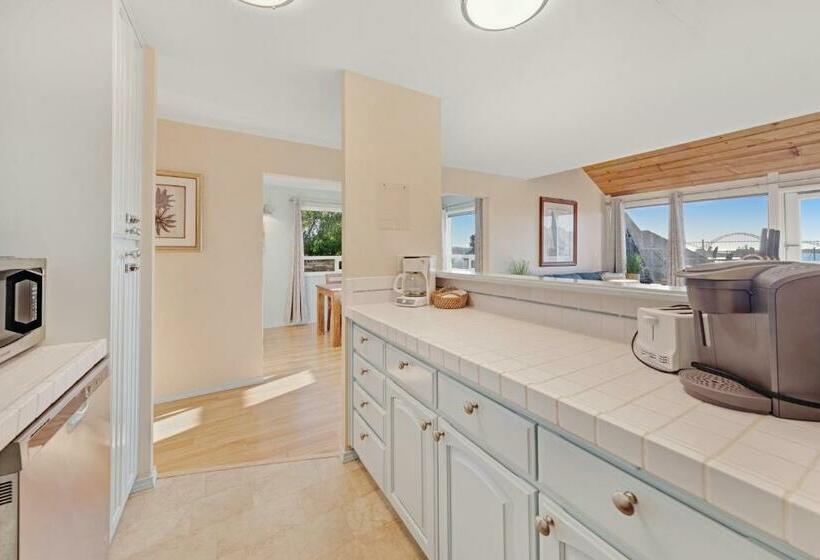 Апартаменты 2 Спальни, Embarcadero Bay View