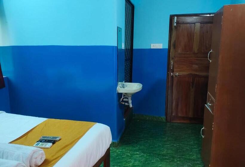 家庭间, Om Baga Residency Inn
