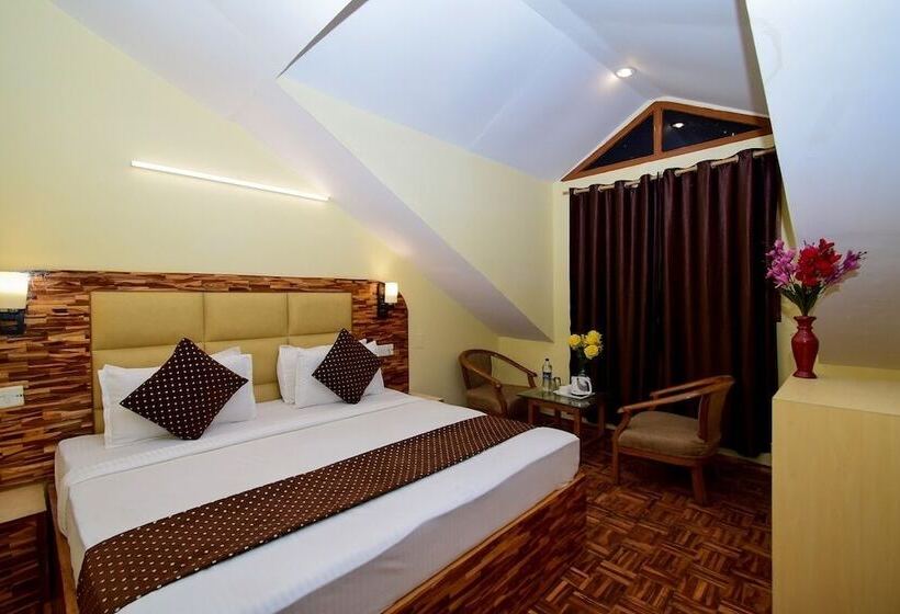 Номер Deluxe, Kalinga Grand Manali