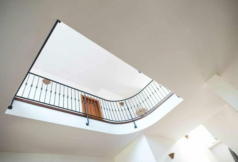 Полулюкс, Bed And Breakfast Villa Romano