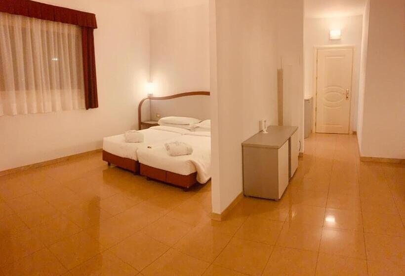 Camera Standard con Balcone, Verdi