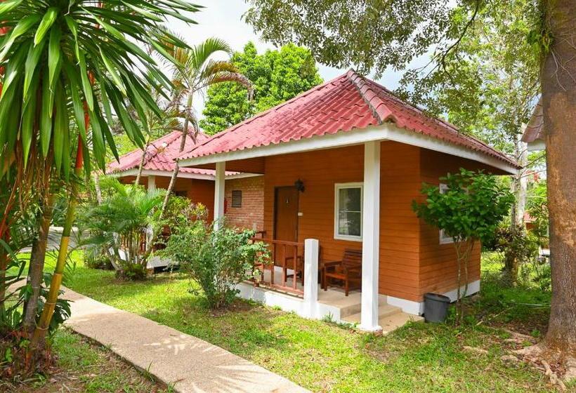 Бунгало Стандарт, Krathom Khaolak Resort