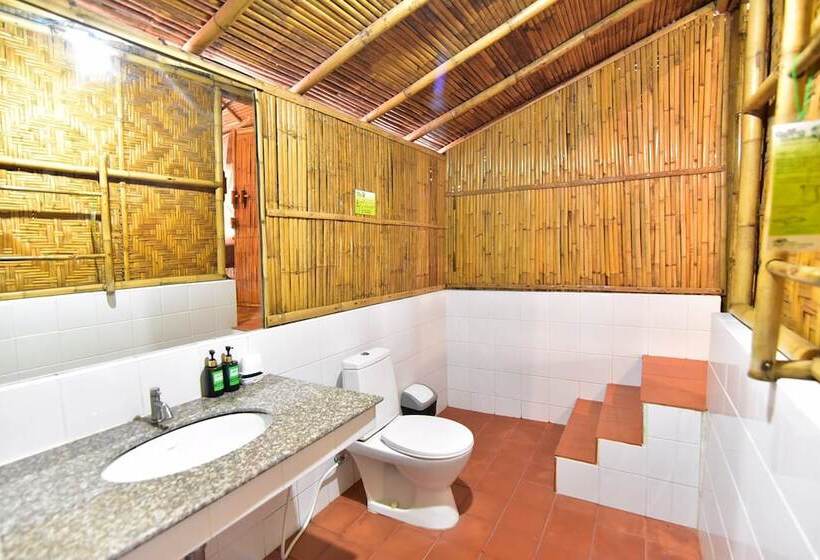Бунгало Стандарт Вид на Сад, Green View Beach Resort