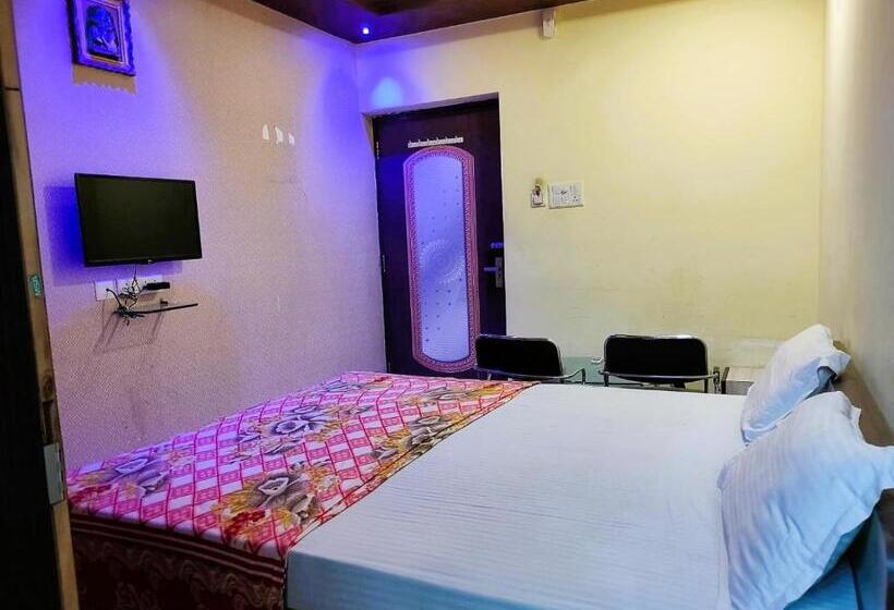 Номер Economy, Staymaker Madhuwan Heights