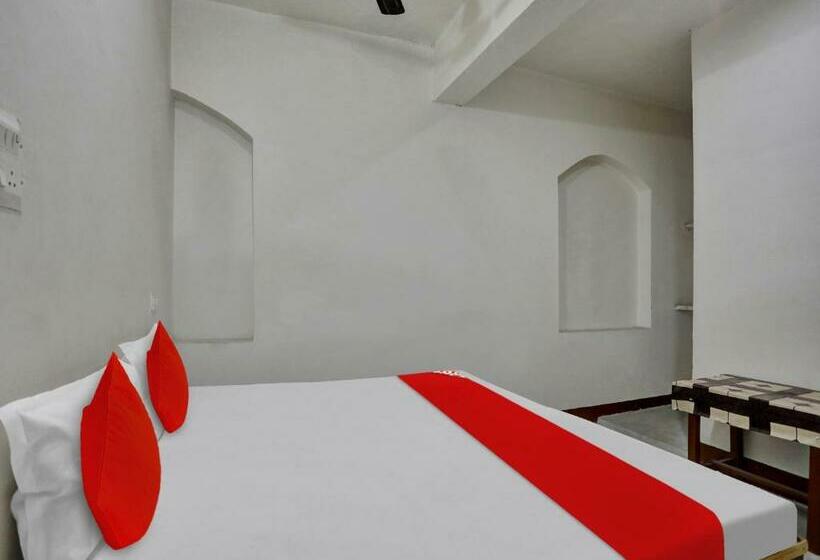 Трехместный Номер Классика, Spot On 81110 Ganga Darshan Guest House