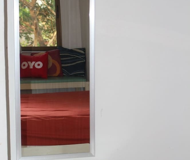 수피리어 룸, Oyo 75420 Howto