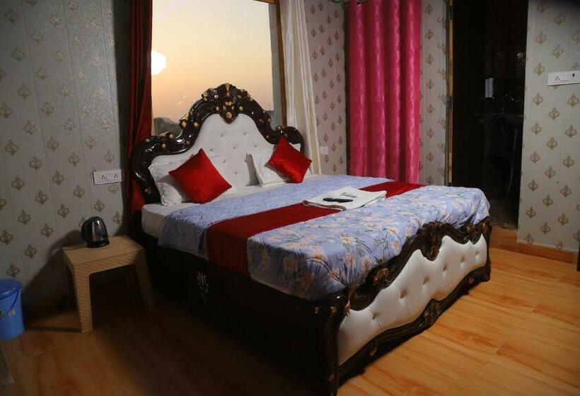 Номер Deluxe, O Krishna Manu Palace