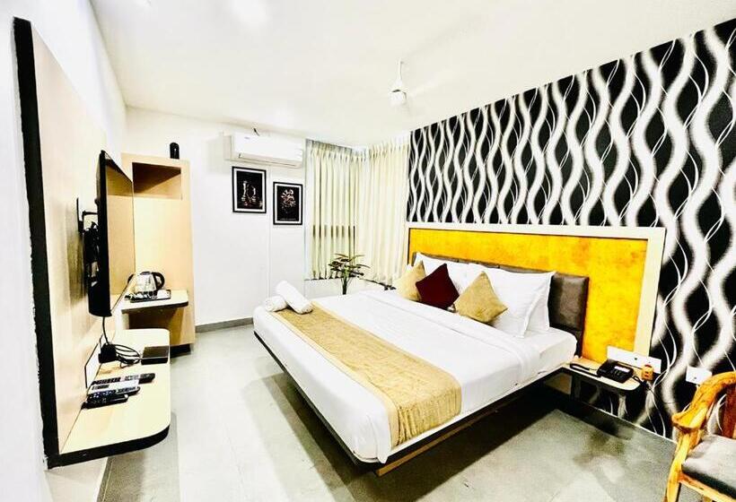 اتاق لوکس با تخت بزرگ, Lake View Airport Zone