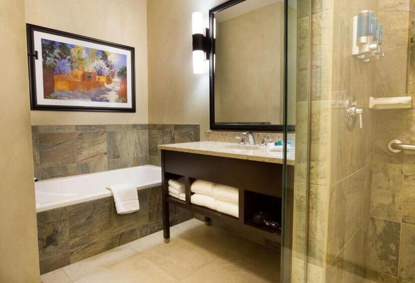 Люкс Superior, Drury Plaza Hotel In Santa Fe