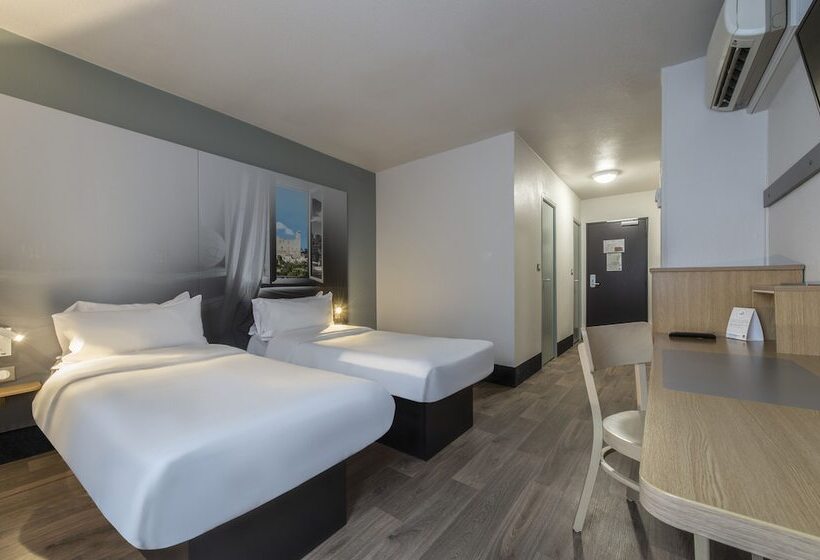 Номер Стандарт, B&b Hotel Orange