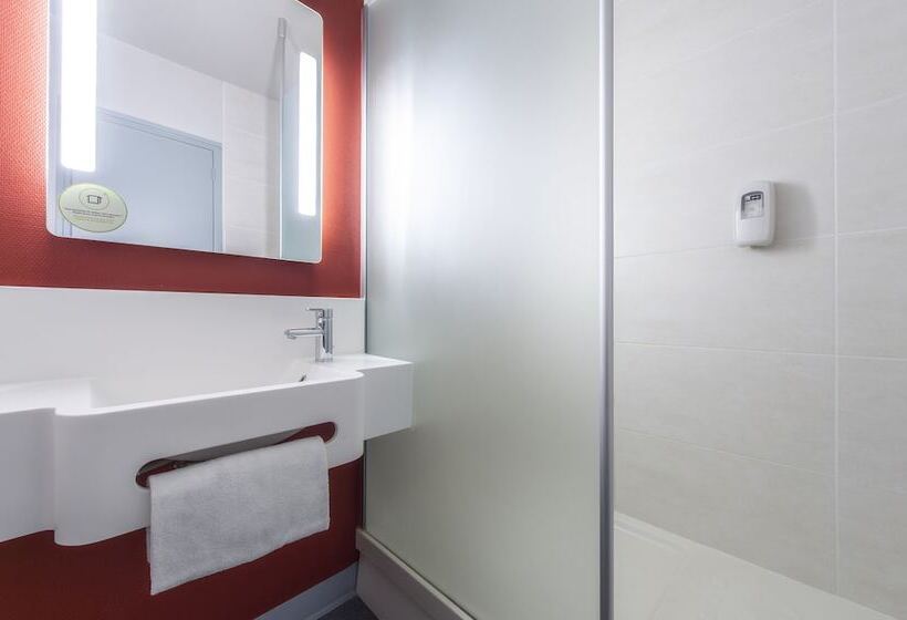 Номер Стандарт Трехместный, B&b Hotel Orange