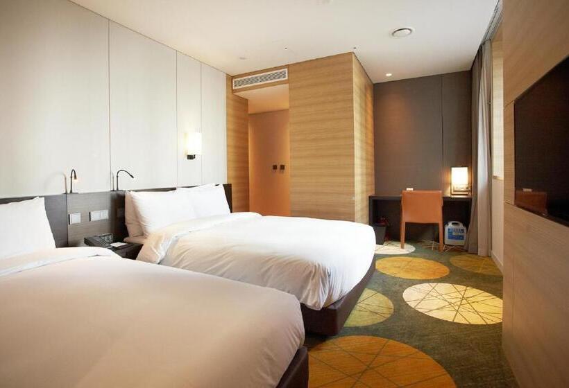 Cameră Familiară Deluxe, Crown Park Hotel Seoul Myeongdong