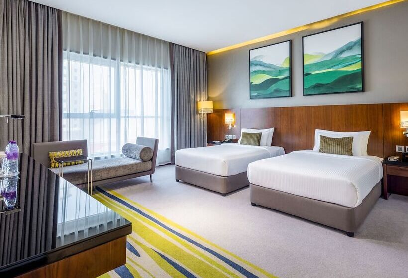 Люкс Deluxe 2 Спальни, Flora Al Barsha Hotel At The Mall