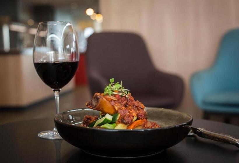 带大床的标准间, Ibis Mackay