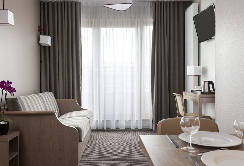 Апартаменты 1 Спальня, Nehô Suites Porte De Genève   Gare Annemasse