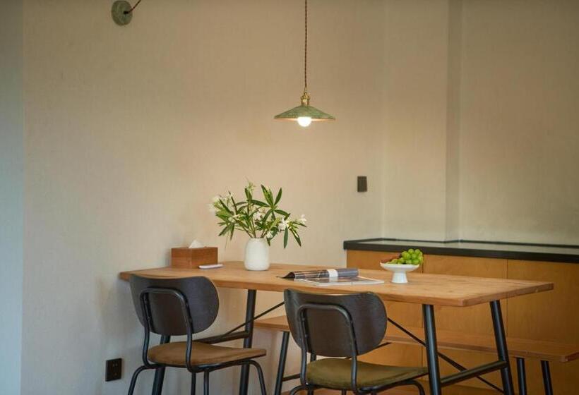 Suite with Terrace, Mountain And Autumn Homestay