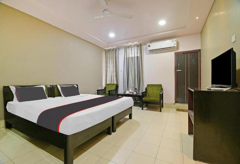 اتاق کلاسیک سه تخته, Collection O 809269 The Grand Megha Resort