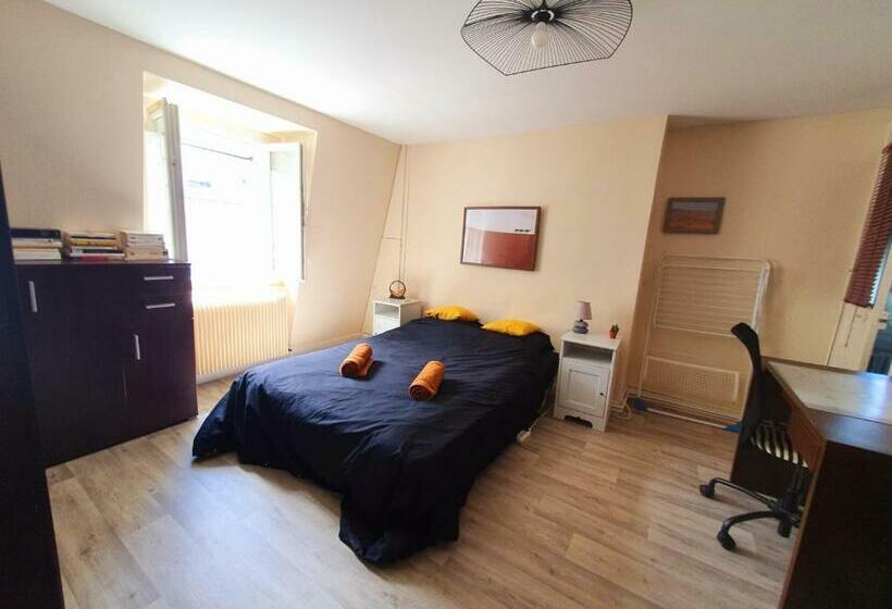 Номер Стандарт, Cocon Cosy Avec Sdb Privée à Tours Centre