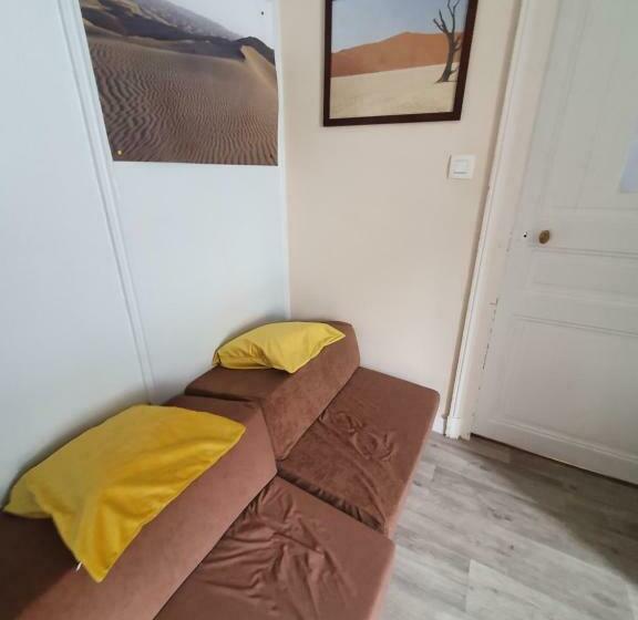 Номер Стандарт, Cocon Cosy Avec Sdb Privée à Tours Centre