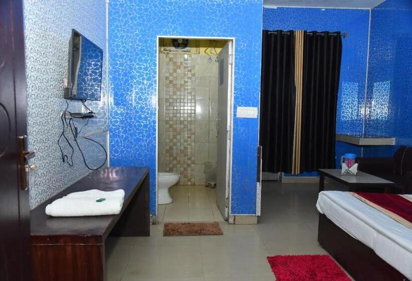 Номер Deluxe, Rama Blue Resort And Restaurant