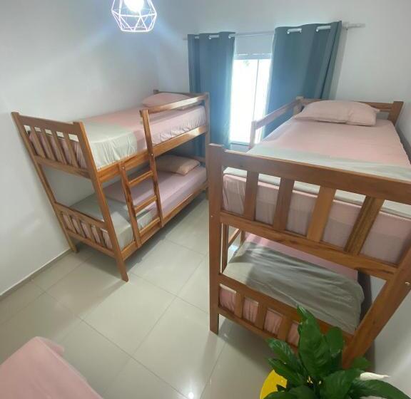 Четырехместный Номер Классик, Apuama Hostel
