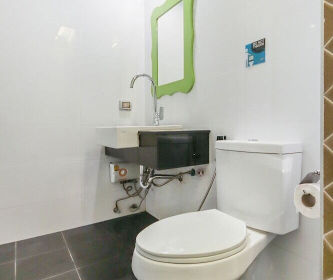 Номер Стандарт, Fin Hostel Phuket