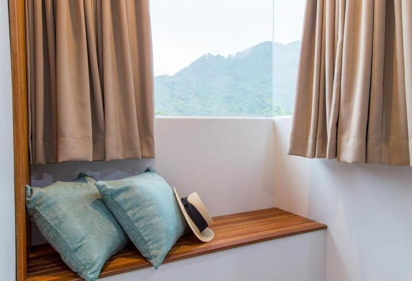 带阳台的豪华间, Kamala Beach Residence Sha Extra Plus