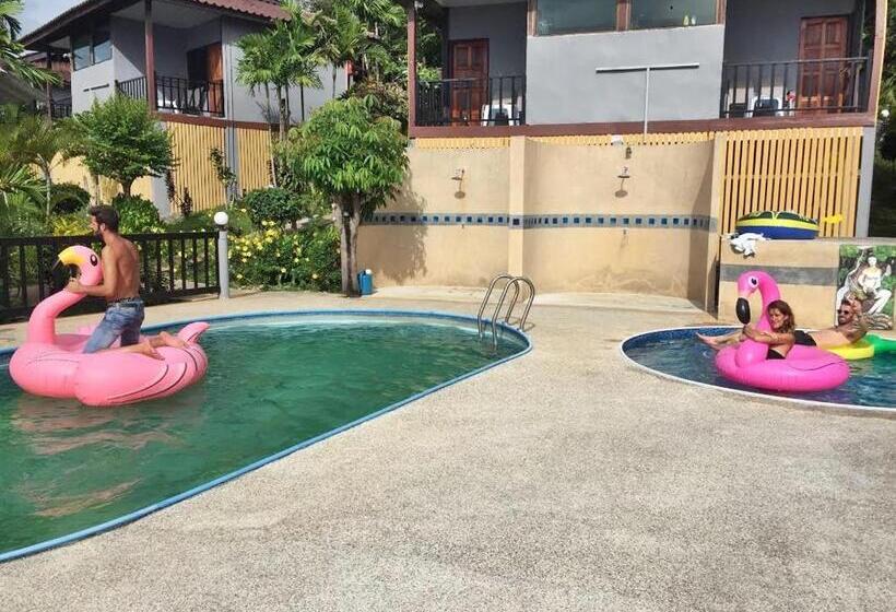 בקתה סטנדרטית, Lanta Halabala Resort