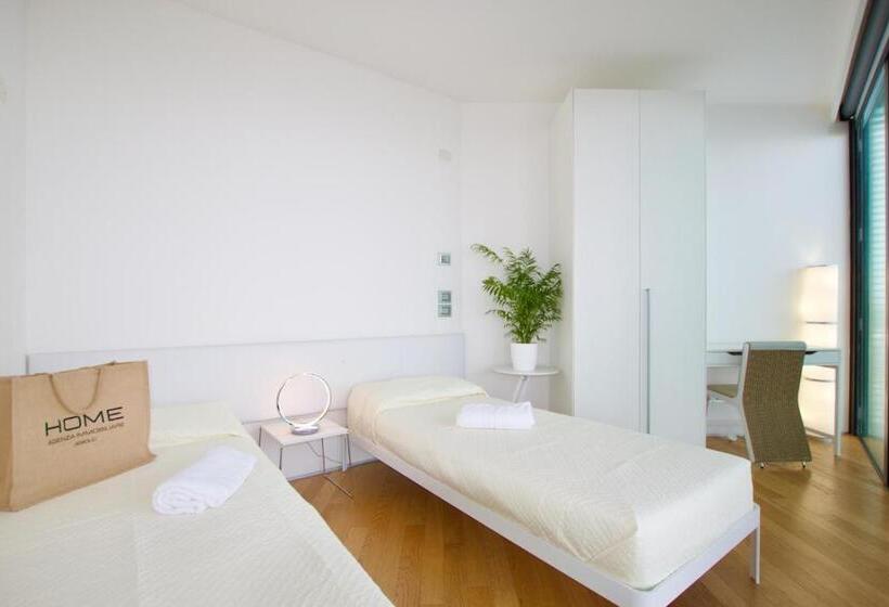 Апартаменты 2 Спальни, Torre Aquileia   Home Immobiliare Jesolo
