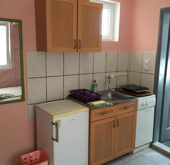 اتاق استاندارد, Sobe Krin  Smestaj Canj