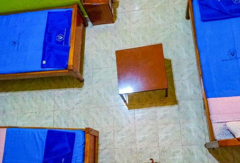 اتاق لوکس سه تخته, Miryams Village Inn Safari Lodge