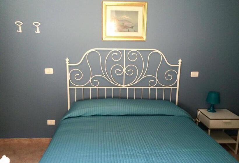 Номер Стандарт Совместная Ванная, La Piazza B&b