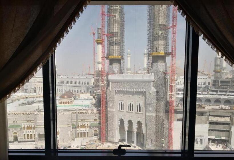 스탠다드 스튜디오 (전망), Al Safwah Hotel First Tower 1