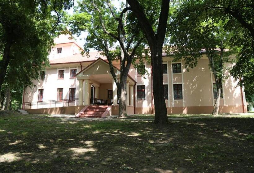 اتاق استاندارد یک نفره, Kaštel