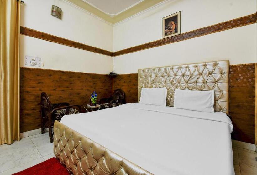 Трехместный Номер Классика, Oyo 87525  Green