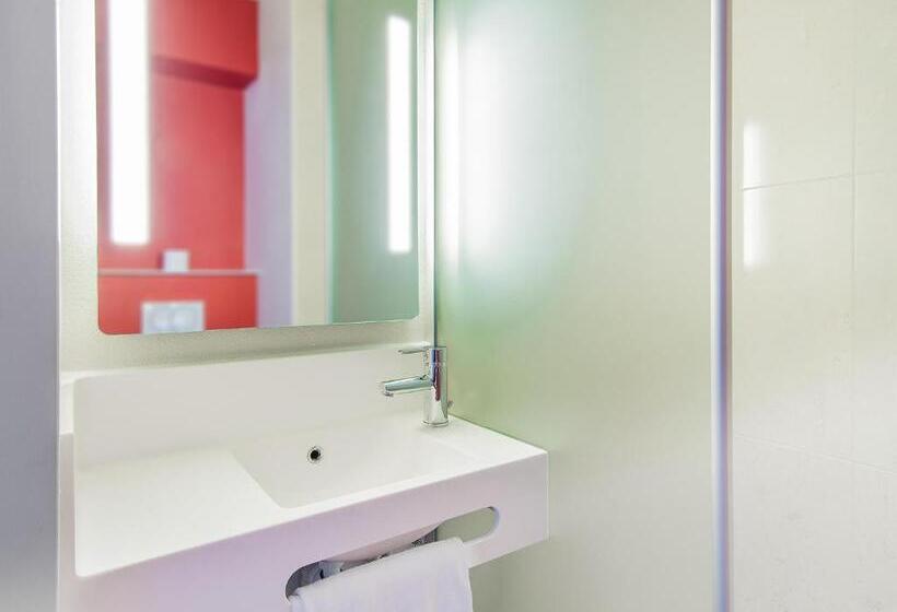Четырехместный Номер Стандарт, B&b Hotel Royan La Palmyre