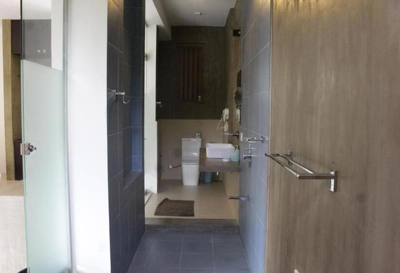 اتاق لوکس سه تخته, Handagedara Resort & Spa