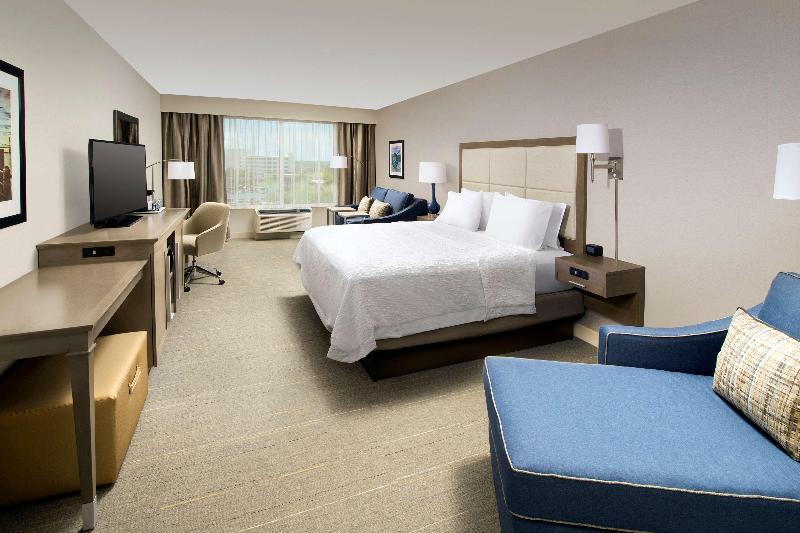 Люкс Адаптированный для Инвалидов, Holiday Inn Express & Suites Great Bend, An Ihg