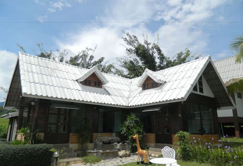 Вилла с 1 спальней и бассейном, Pai Iyara Resort