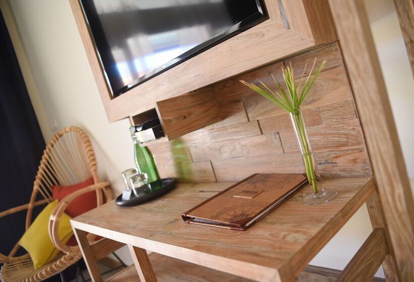 Стандартный Номер Кровать Кинг, Pesona Beach Resort & Spa