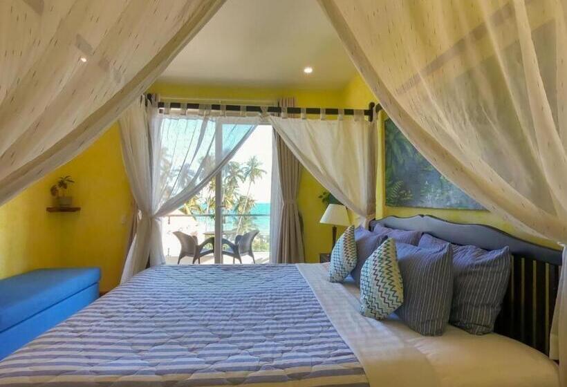 اتاق استاندارد با بالکن و چشم‌انداز دریا, La Marina Boutique Hotel & Spa