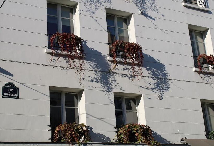 سوییت, Montmartre Residence