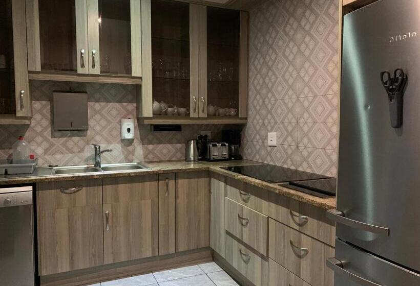 Апартаменты 1 Спальня, Ilanda Guest House